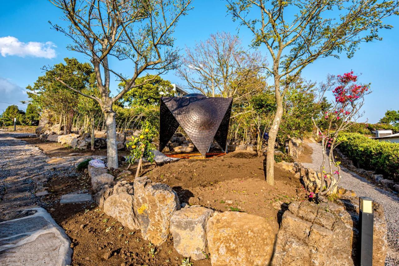 Jeju Bom Stay Szogüpho Kültér fotó